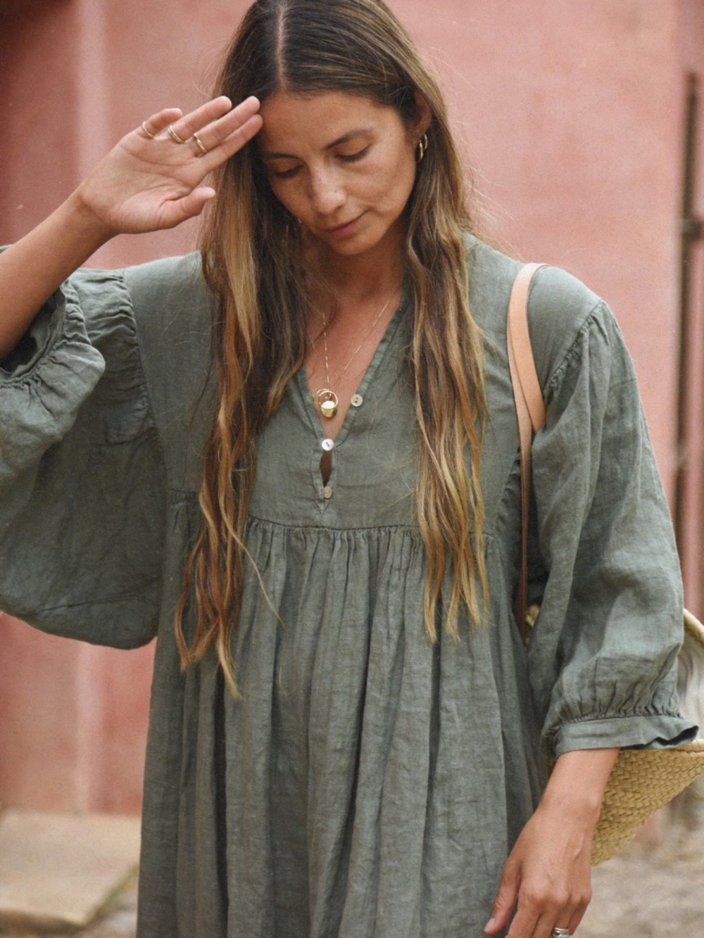 Beachwood Bonita Linen Dress in Fern - Picture 6 of 7